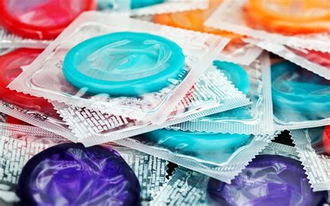 Blowjob ohne Kondom gegen Aufpreis Hure Westende